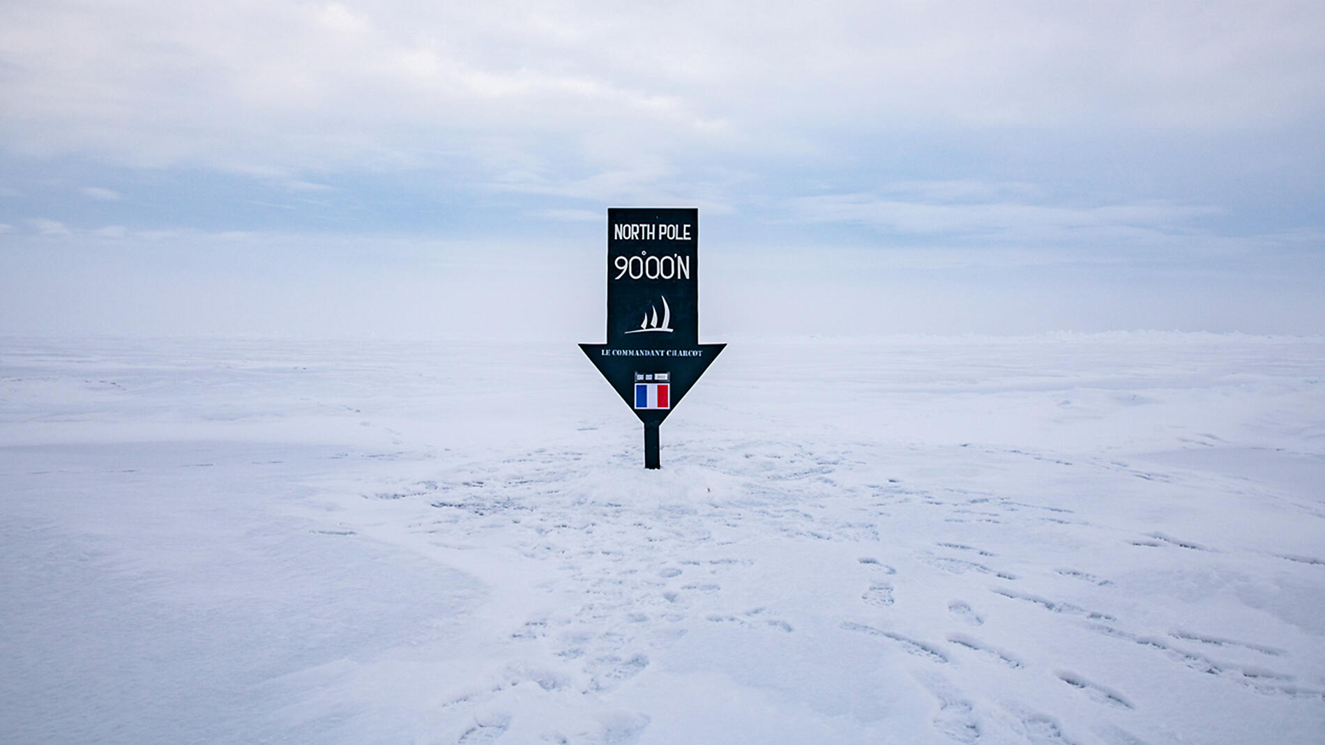 The Geographic North Pole and the east coast of Greenland 