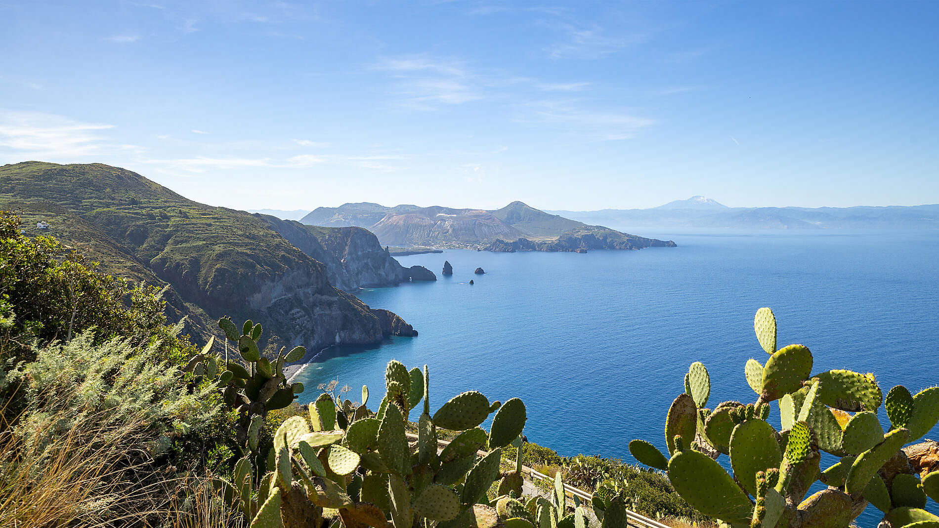 Italian shores and Isle of Beauty 