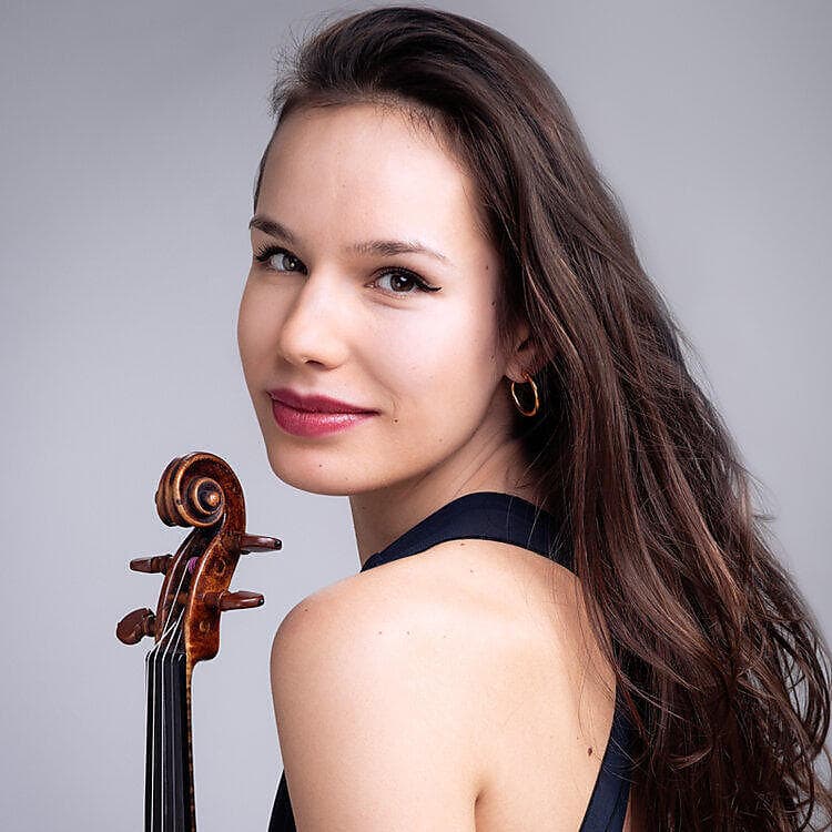 RAPHAe╠êLLE_MOREAU jackyAzoulai.jpg