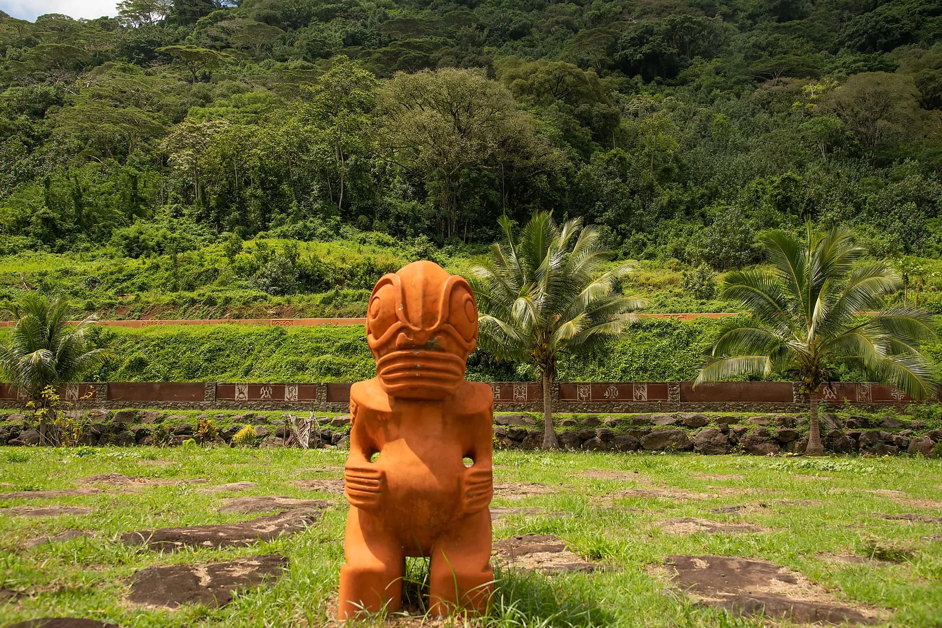 Polynesian Bliss: Marquesas, Tuamotu and Society Islands