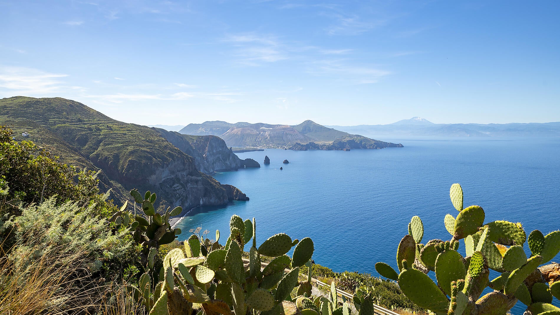 Italian shores and Isle of Beauty 