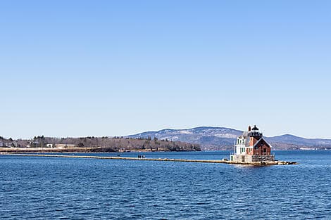 18 Oct 27 - Rockland